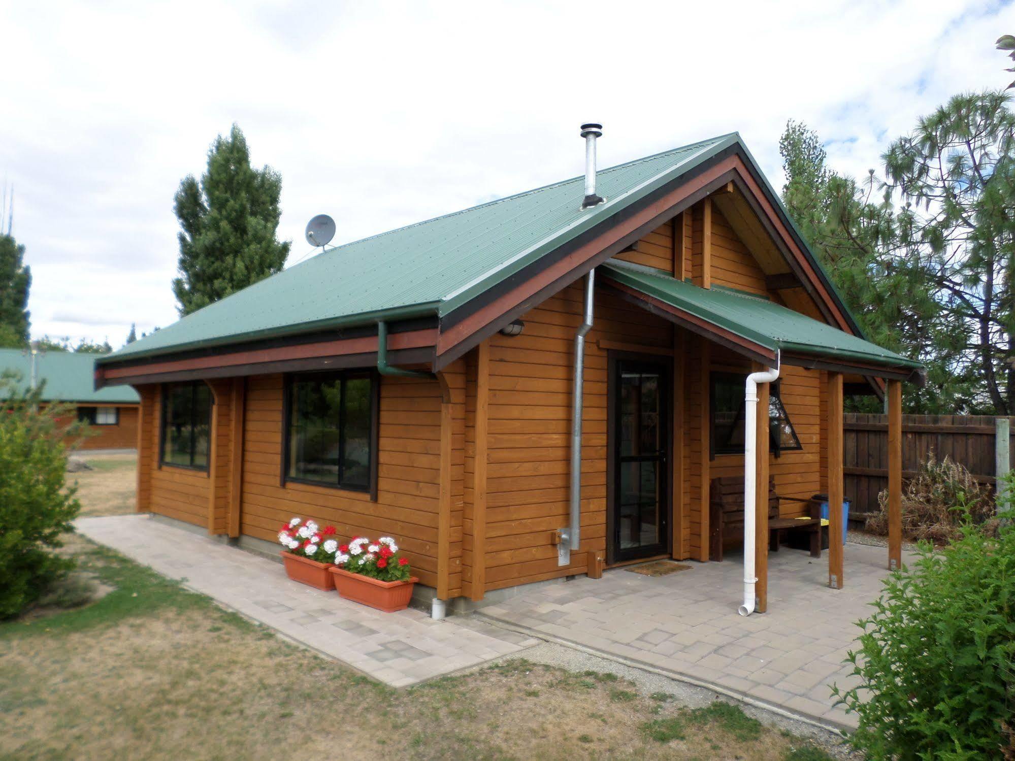 Central Chalets Ltd Alexandra Ngoại thất bức ảnh