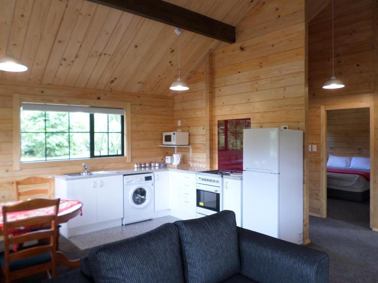Central Chalets Ltd Alexandra Ngoại thất bức ảnh