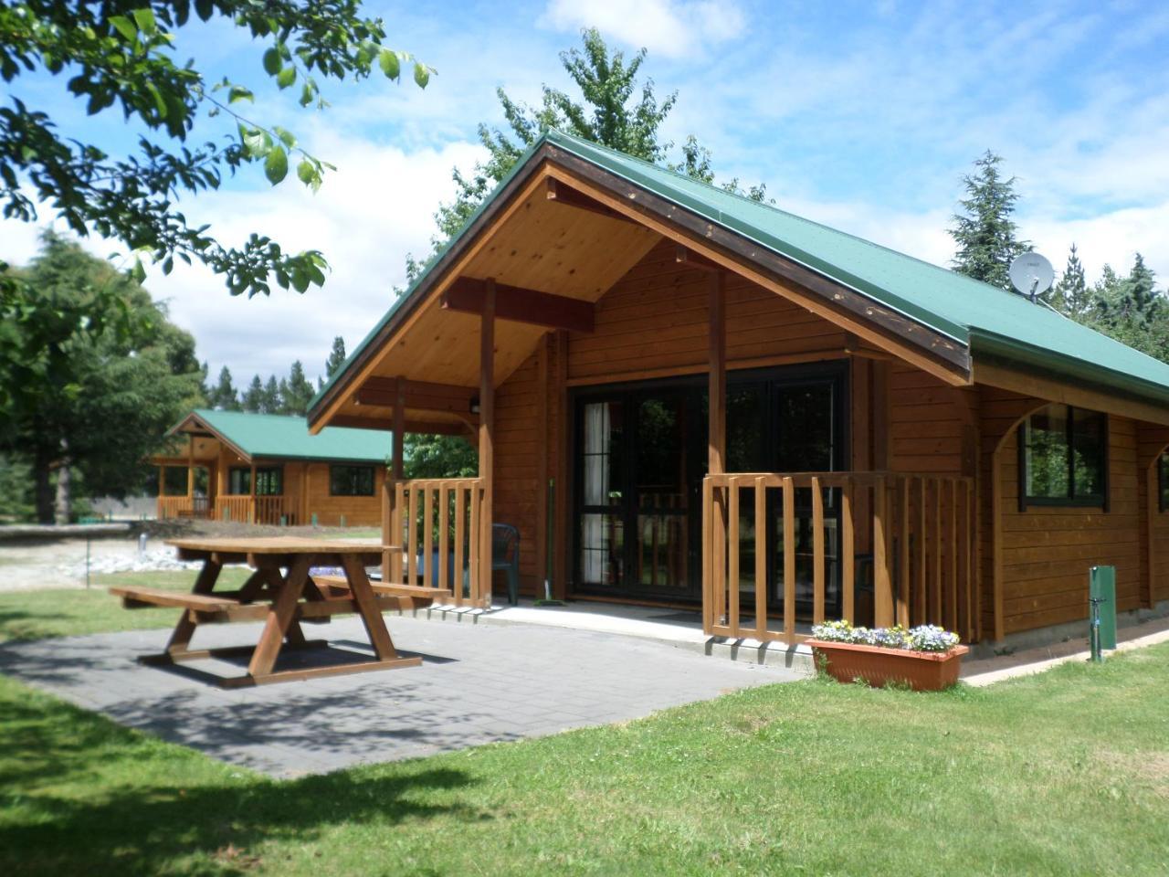 Central Chalets Ltd Alexandra Ngoại thất bức ảnh